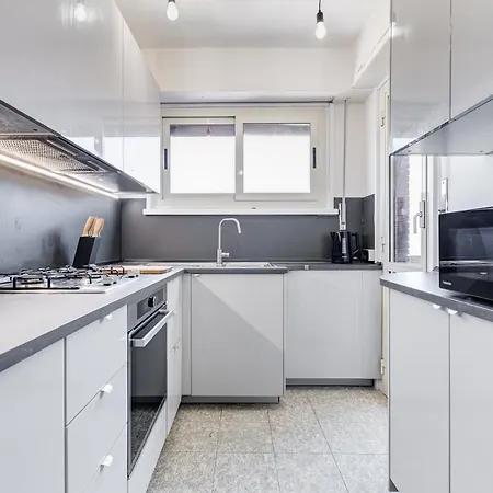 Apartment Moderno Sopra Metro A E Parco Degli Acquedotti *