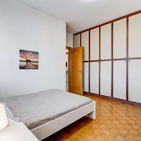 Apartment Moderno Sopra Metro A E Parco Degli Acquedotti *